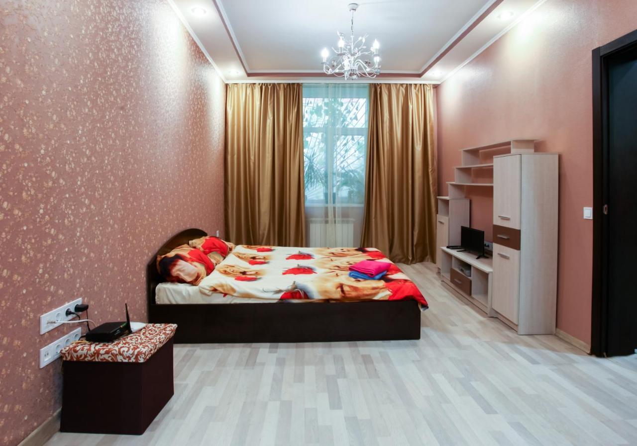 Sweet Home Apartment Kyiv Exterior photo